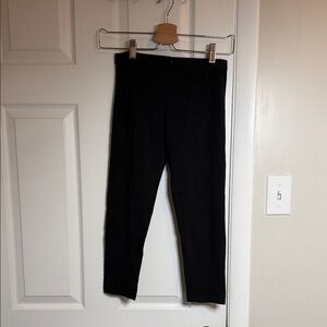Classic Black Capri Leggings